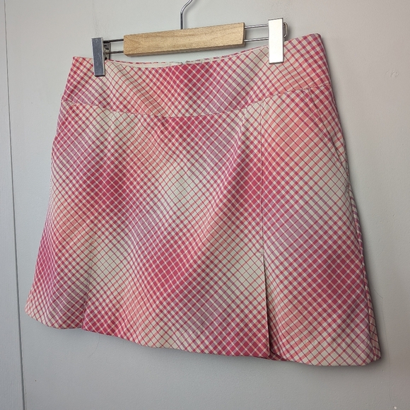 Nike Dresses & Skirts - NIKE Golf Dry Fit Mini Short Skirt Size 8 Pink And Beige Pockets Side Zipper